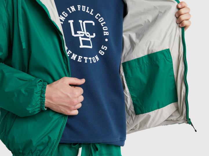 chaqueta de nailon reciclado NHBF4427 verde oscuro hombres Benetton