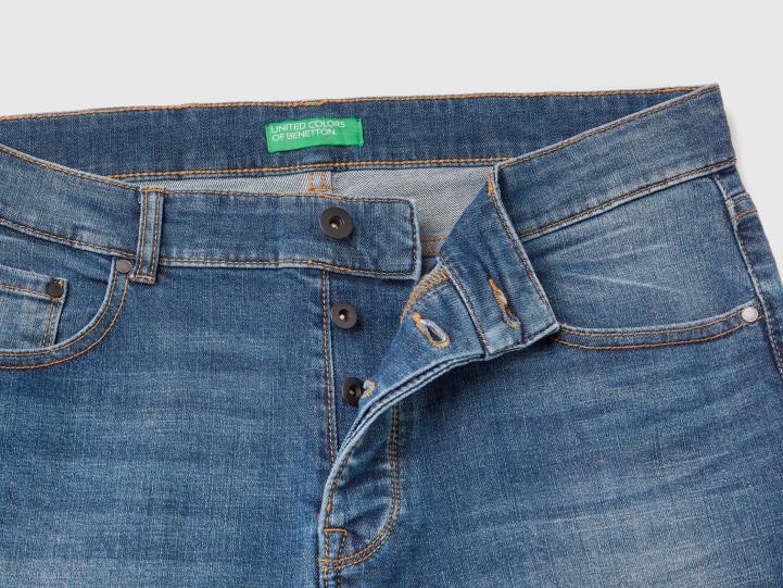 vaqueros pitillo NHBF1491 azul hombres Benetton