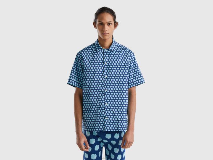 camisa azul con estampado de manzanas NHBF4552 azul hombres Benetton