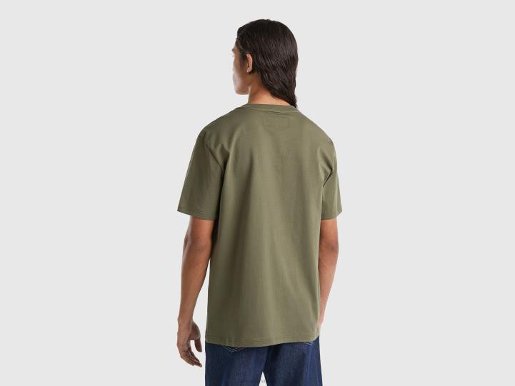 Camiseta 100% algodón con bolsillo NHBF4487 verde militar hombres Benetton