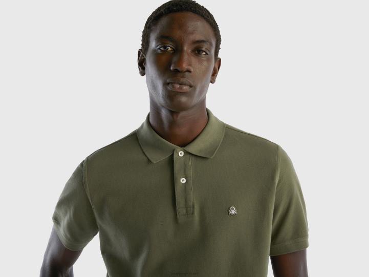 polo verde regular fit NHBF1380 verde militar hombres Benetton