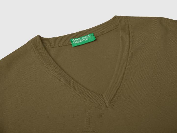 jersey con cuello de pico en puro algodón NHBF4360 verde militar hombres Benetton