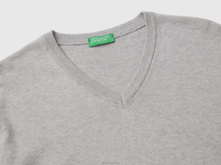 jersey con cuello de pico en puro algodón NHBF4418 gris claro hombres Benetton