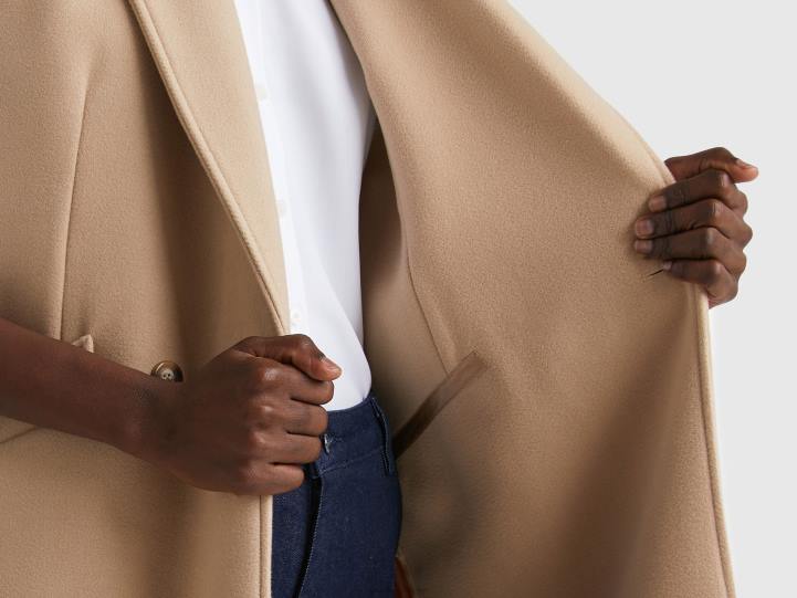 abrigo sin mangas NHBF270 beige mujer Benetton