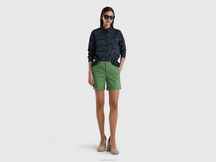 bermudas de algodón elástico NHBF4080 verde mujer Benetton