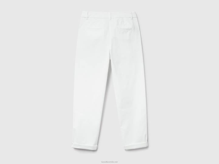 pantalones chinos de algodón elástico NHBF4060 Blanco crema mujer Benetton