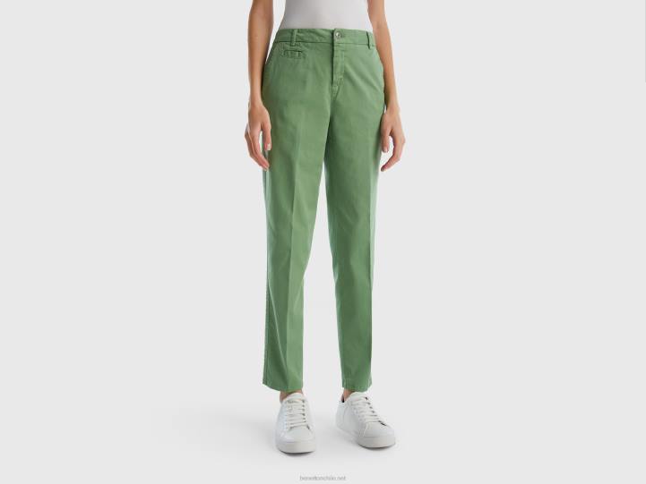 pantalones chinos de algodón verde slim fit NHBF4051 verde mujer Benetton