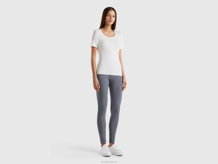 camiseta de canalé slim fit NHBF4195 Blanco crema mujer Benetton