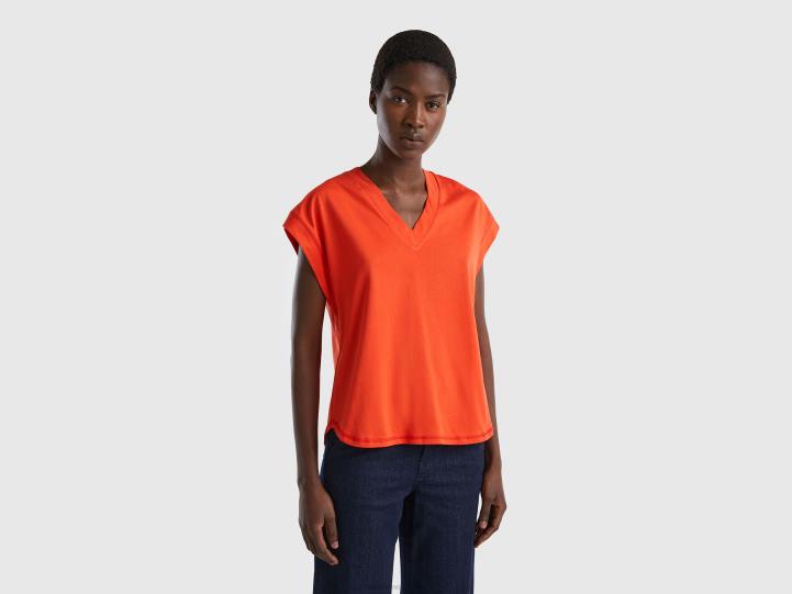 Camiseta cuello pico 100% algodón NHBF3856 rojo mujer Benetton