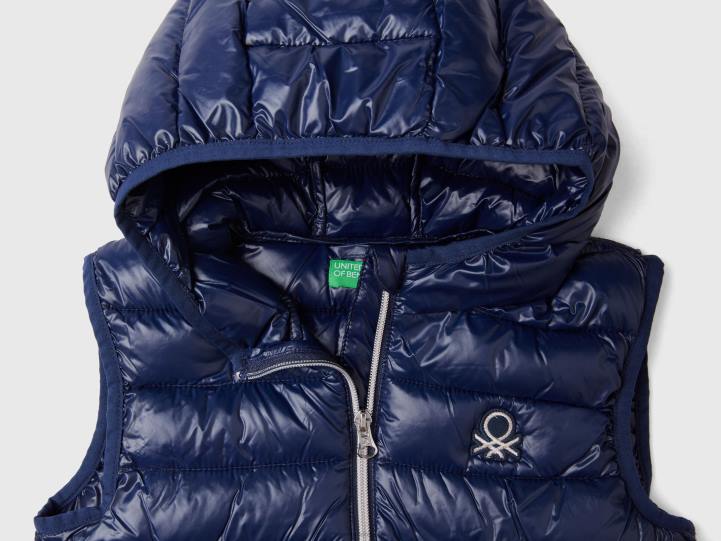 chaqueta acolchada con capucha NHBF5210 azul oscuro niños Benetton
