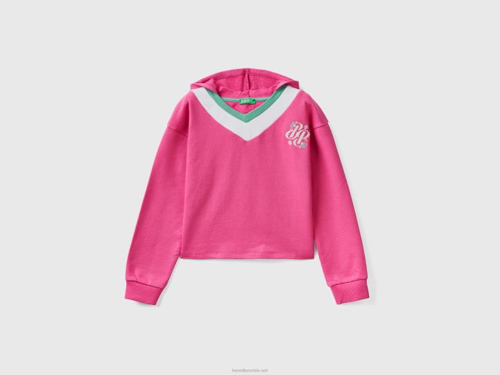 sudadera corta con capucha y cuello en V NHBF5320 fucsia niños Benetton