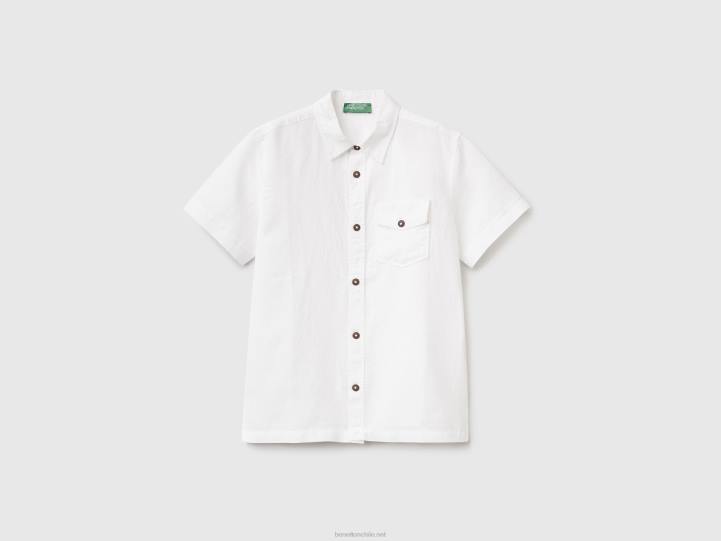 camisa de manga corta en mezcla de lino NHBF1679 blanco niños Benetton