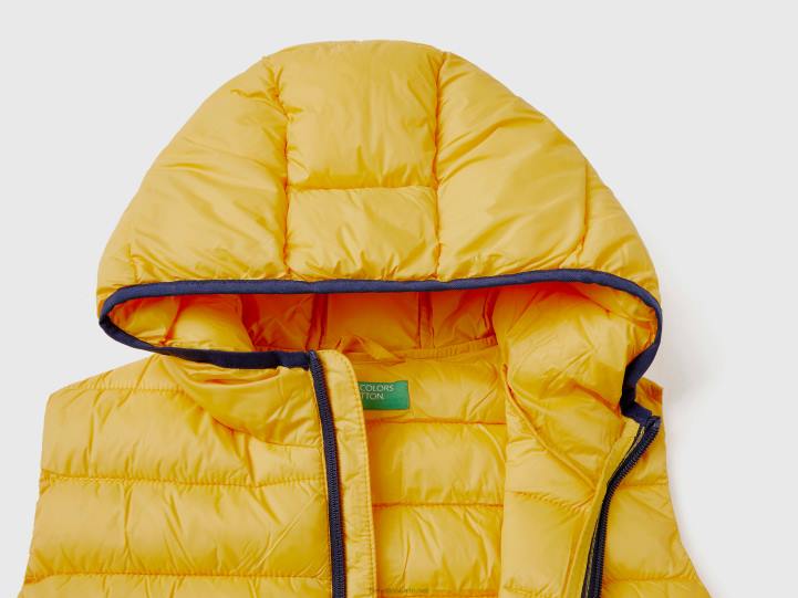 chaqueta acolchada con capucha NHBF4755 amarillo niños Benetton