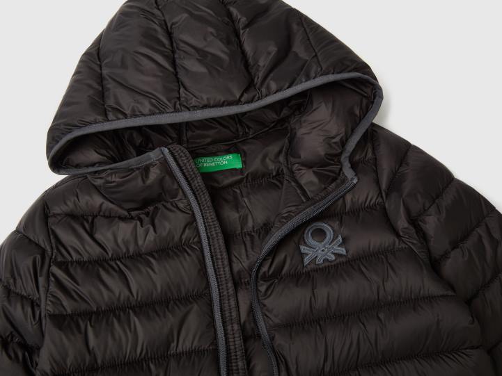 chaqueta acolchada con capucha NHBF4757 negro niños Benetton