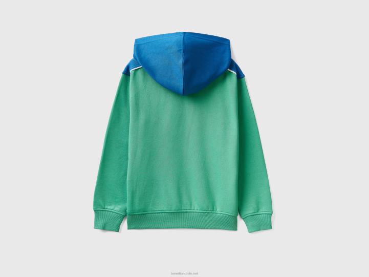 sudadera color block en tejido técnico NHBF1849 verde niños Benetton