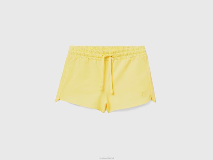 shorts con cordón en algodón orgánico NHBF3035 amarillo niños Benetton
