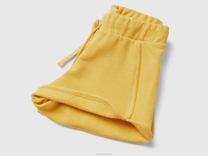 shorts de chándal en 100% algodón orgánico NHBF2998 amarillo niños Benetton