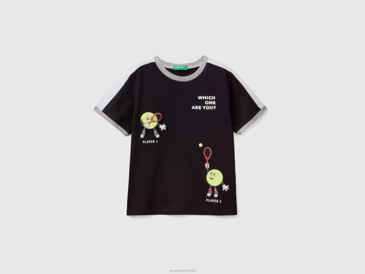 camiseta con estampado y parche NHBF2218 negro niños Benetton