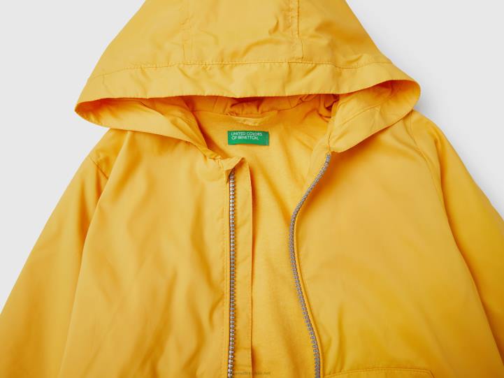 chaqueta ligera con capucha NHBF2110 amarillo niños Benetton