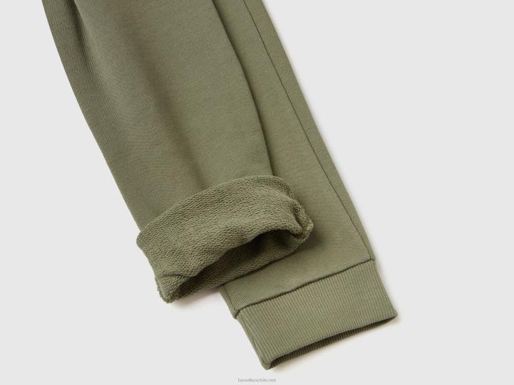 pantalones deportivos con bolsillo NHBF2343 verde militar niños Benetton