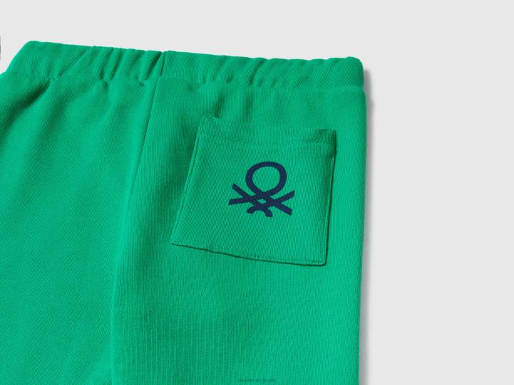 pantalones deportivos con bolsillo NHBF2347 verde niños Benetton