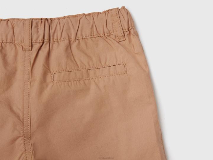 Pantalón corto 100% algodón con cordón NHBF2351 camello niños Benetton