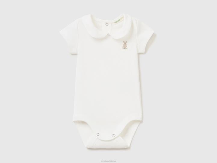 mono con cuello de algodón orgánico NHBF3185 Blanco crema niños Benetton