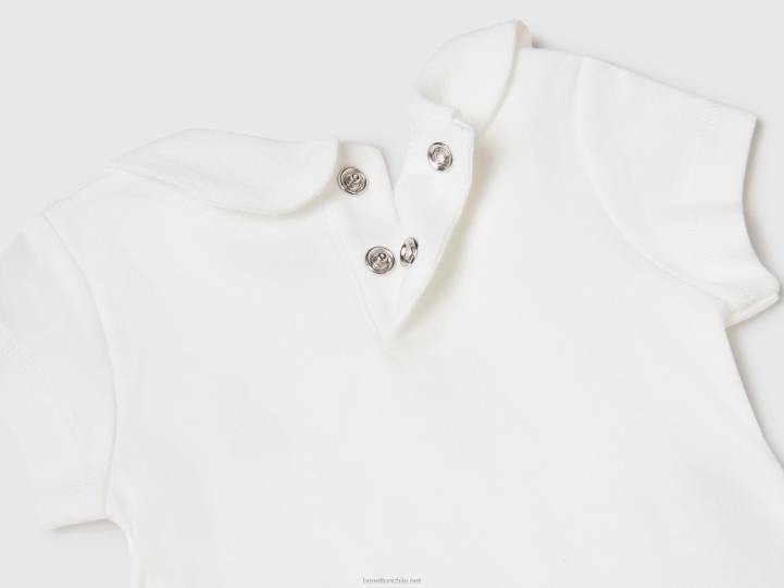 mono con cuello de algodón orgánico NHBF5883 Blanco crema niños Benetton