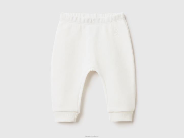 pantalones de chándal en algodón orgánico NHBF5951 Blanco crema niños Benetton