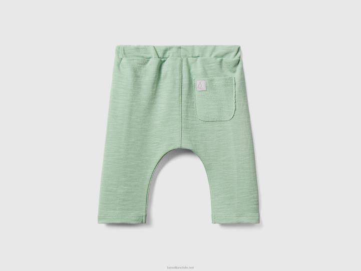 pantalones de chándal ligeros NHBF3249 verde claro niños Benetton